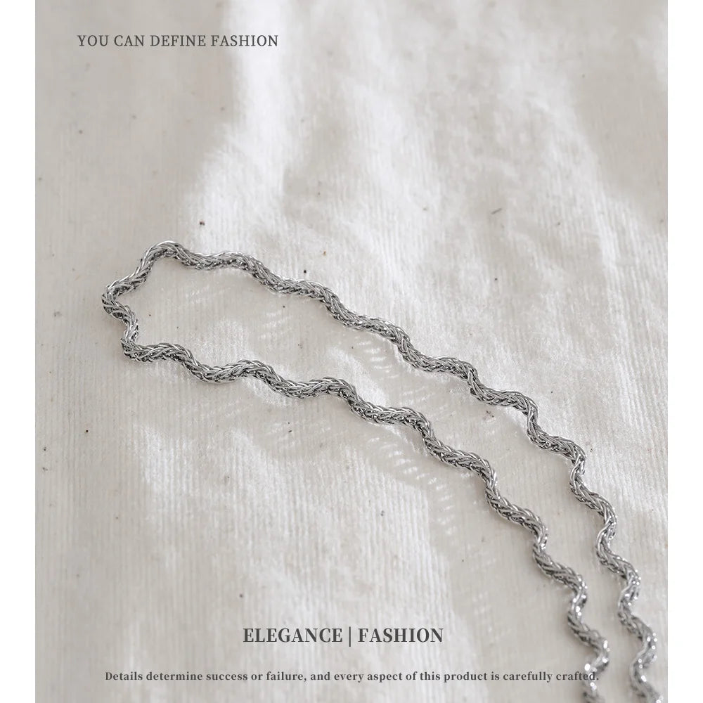 Elara Necklace