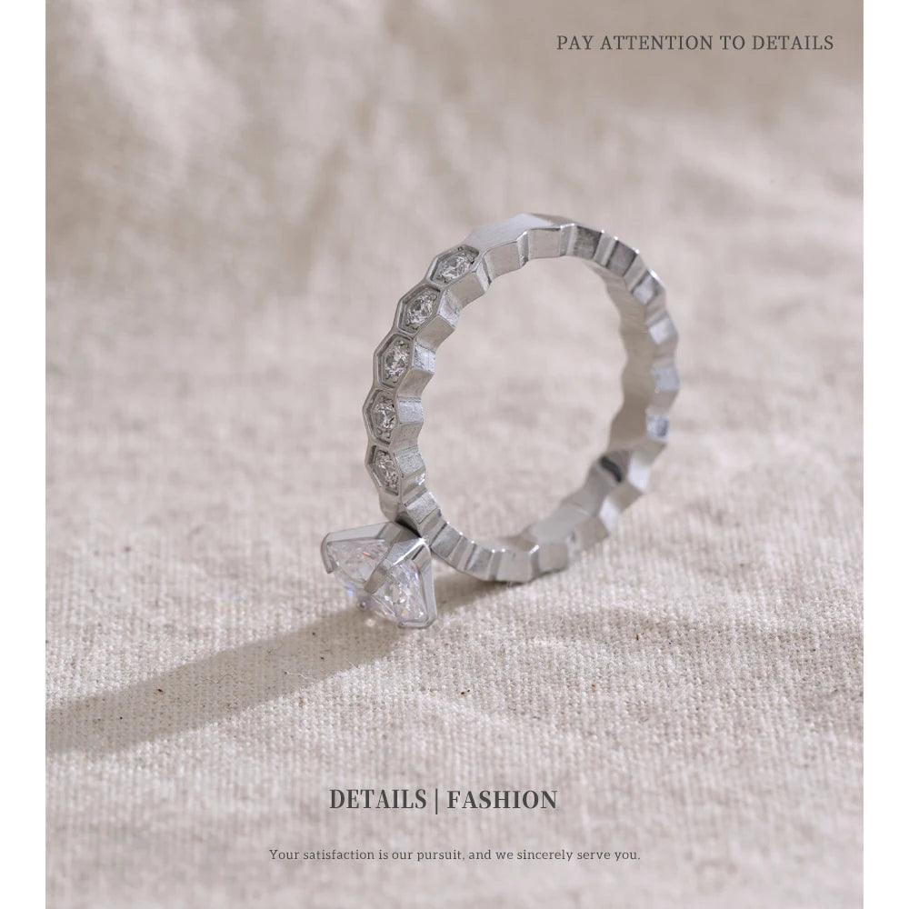 Farida Ring