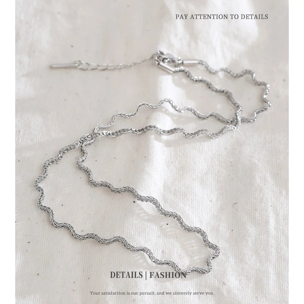 Elara Necklace