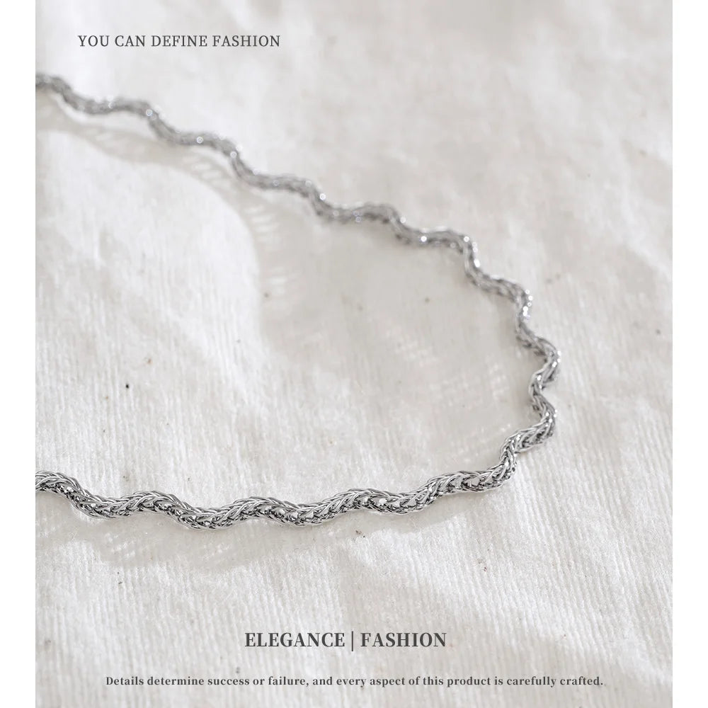 Elara Necklace