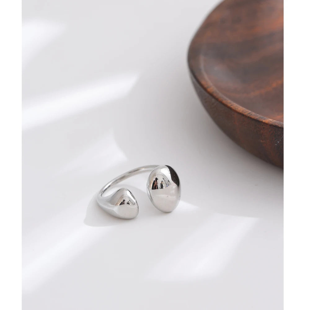 Ava Ring I