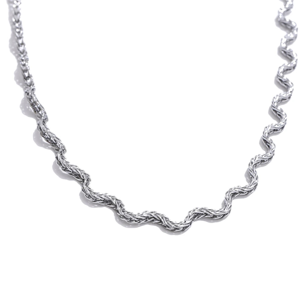 Elara Necklace