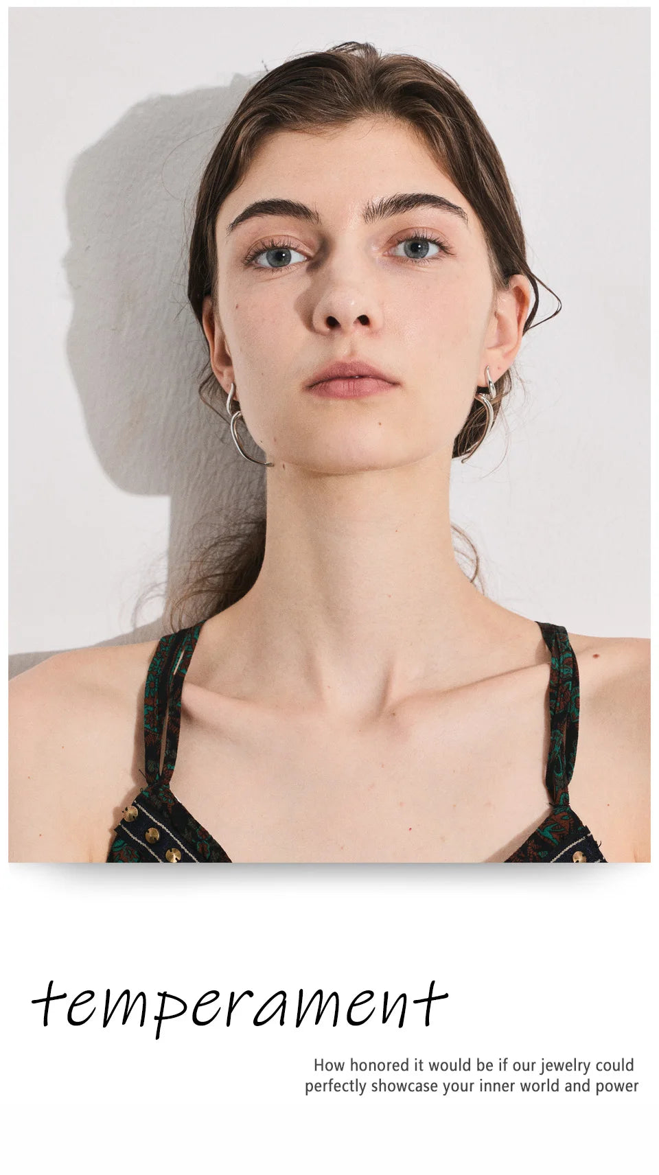 Luna Earrings