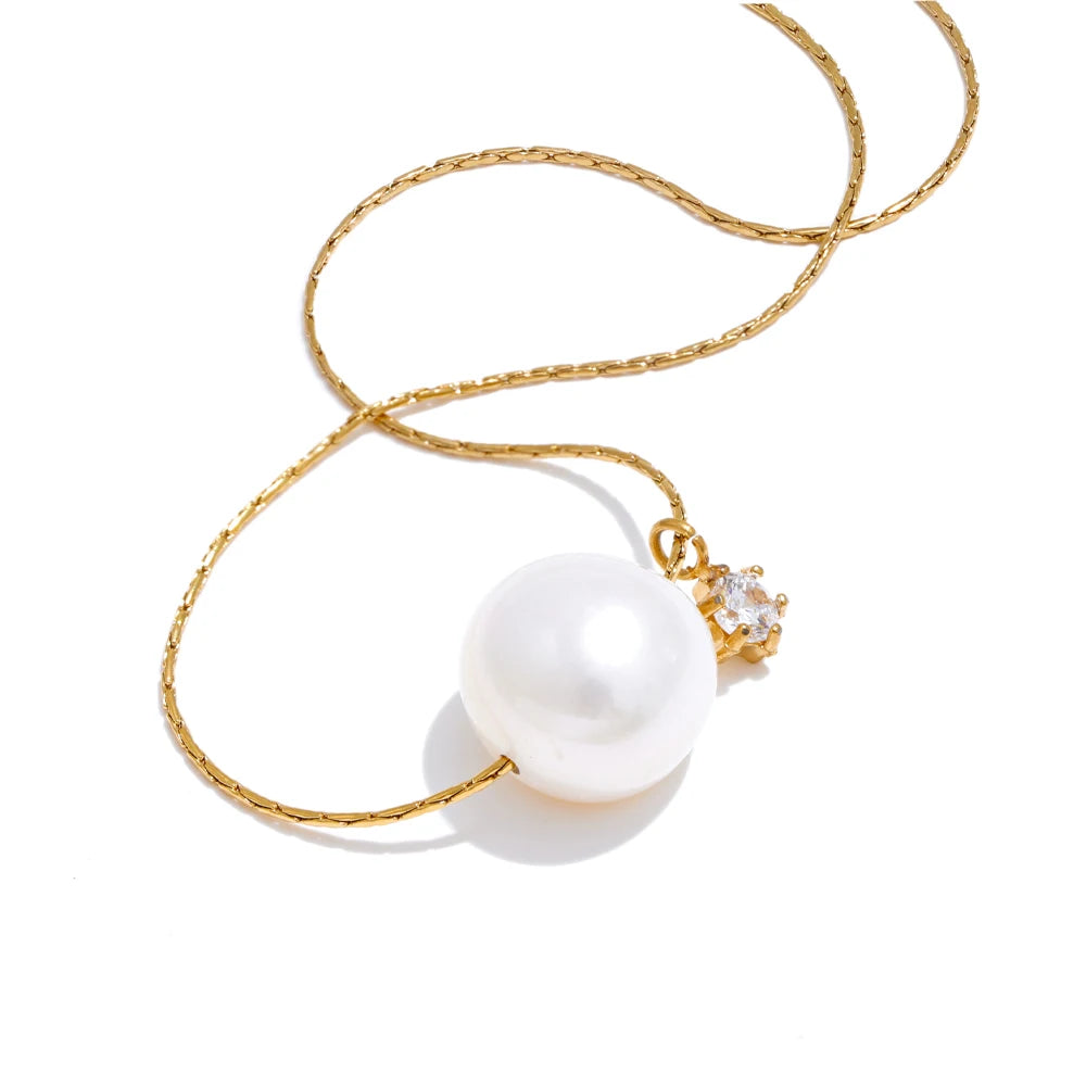Nova Necklace