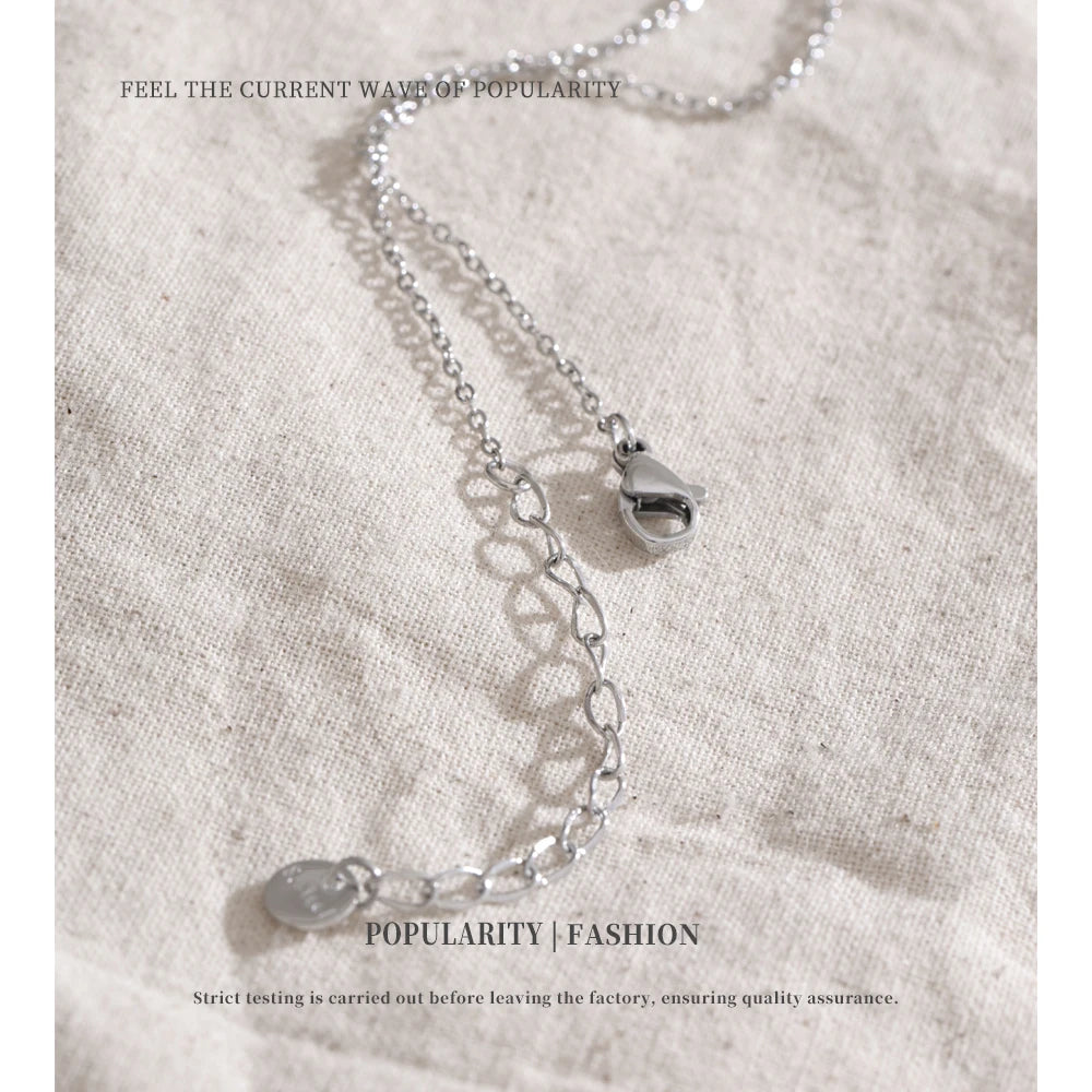 Muse Necklace I