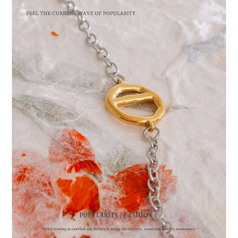 Dune Necklace