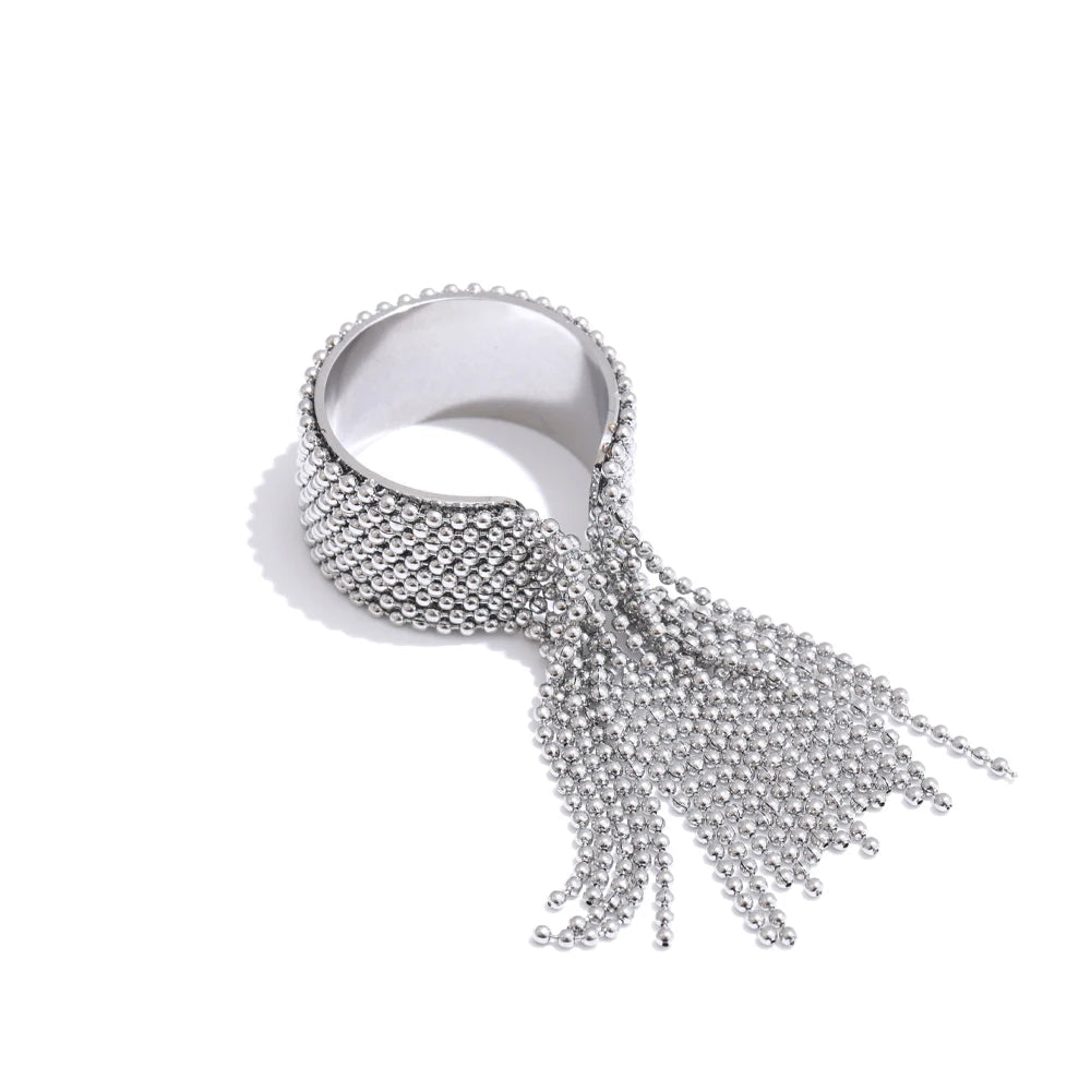 Amelia Ring